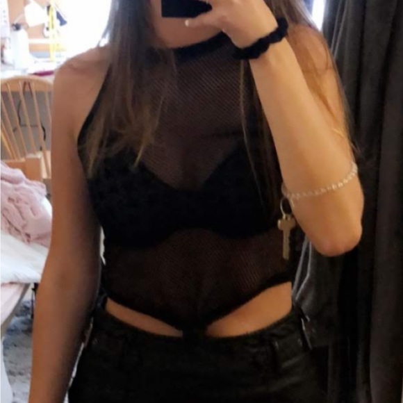 Red Urban Outfitters Mesh crop top - Picture 2 of 2